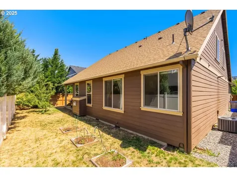 1832 4th Street Hood River OR 97031