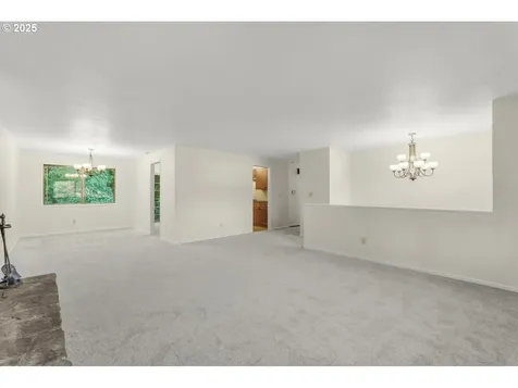 1192 SE 21st Court Gresham OR 97080