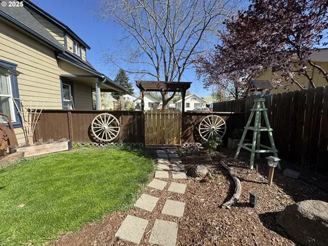 404 E Main Street Goldendale WA 98620