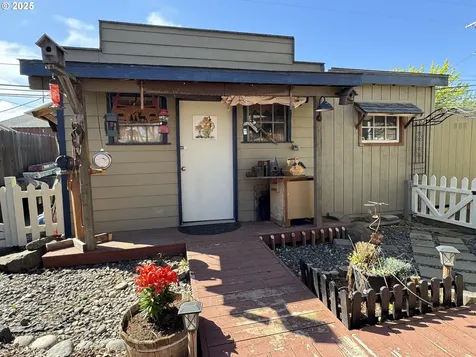 404 E Main Street Goldendale WA 98620