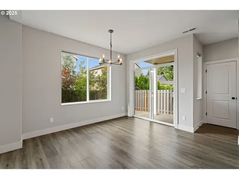 4304 NE 136th Avenue Vancouver WA 98682
