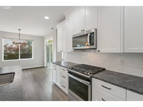 4304 NE 136th Avenue Vancouver WA 98682