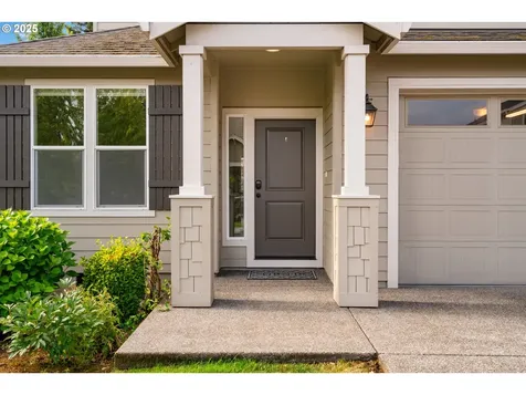 4304 NE 136th Avenue Vancouver WA 98682