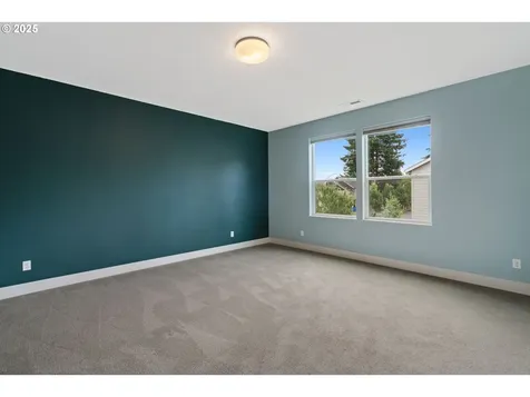 4304 NE 136th Avenue Vancouver WA 98682