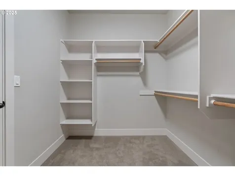 4304 NE 136th Avenue Vancouver WA 98682