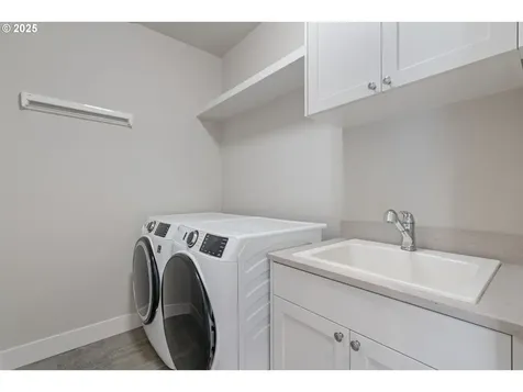 4304 NE 136th Avenue Vancouver WA 98682