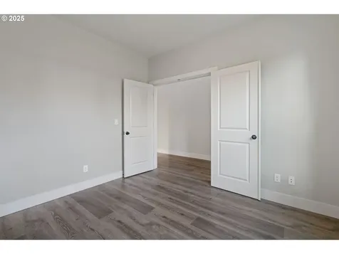 4304 NE 136th Avenue Vancouver WA 98682