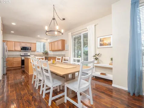 121 N Burl Street Newberg OR 97132