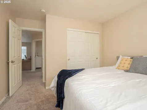 121 N Burl Street Newberg OR 97132