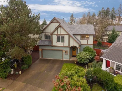 121 N Burl Street Newberg OR 97132