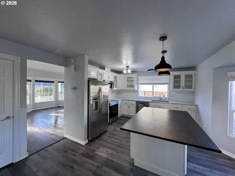 2127 Assumption Street Eugene OR 97402