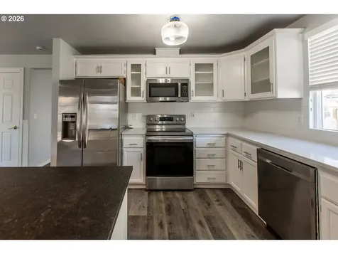 2127 Assumption Street Eugene OR 97402