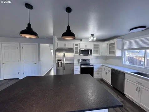 2127 Assumption Street Eugene OR 97402