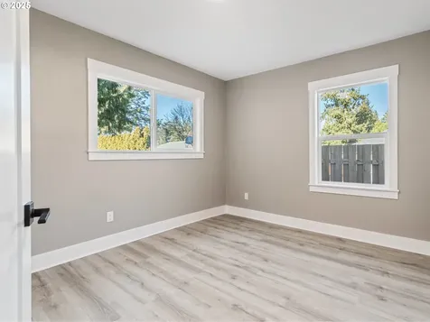 2055 SE 112th Avenue Portland OR 97216