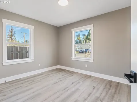 2055 SE 112th Avenue Portland OR 97216