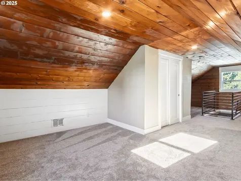 2055 SE 112th Avenue Portland OR 97216