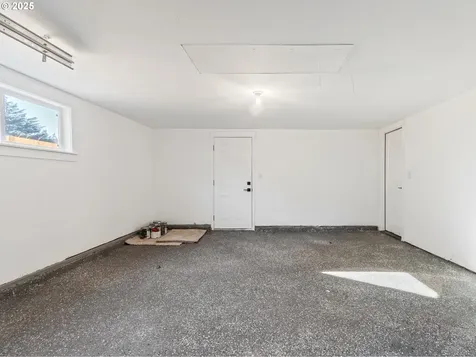 2055 SE 112th Avenue Portland OR 97216