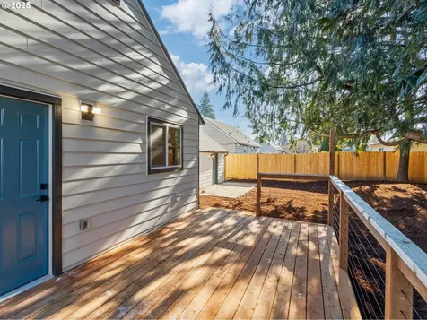 2055 SE 112th Avenue Portland OR 97216