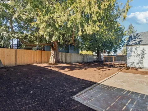 2055 SE 112th Avenue Portland OR 97216