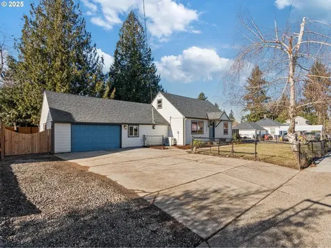 2055 SE 112th Avenue Portland OR 97216