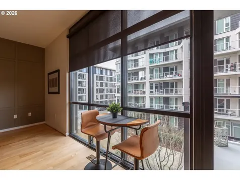 1830 NW Riverscape Street Portland OR 97209