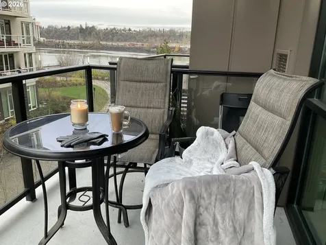 1830 NW Riverscape Street Portland OR 97209