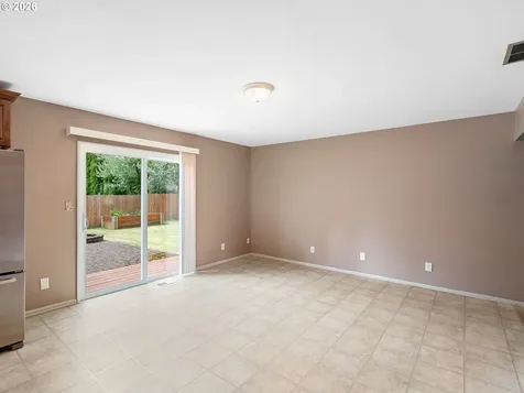 3657 SE 77th Avenue Portland OR 97206