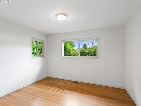 3657 SE 77th Avenue Portland OR 97206
