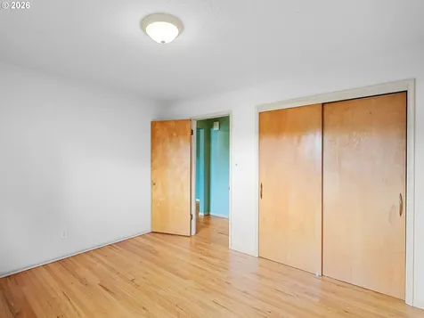 3657 SE 77th Avenue Portland OR 97206