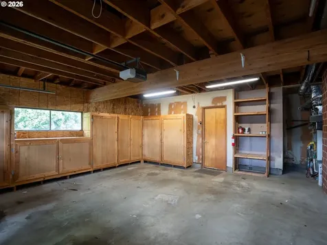 3657 SE 77th Avenue Portland OR 97206