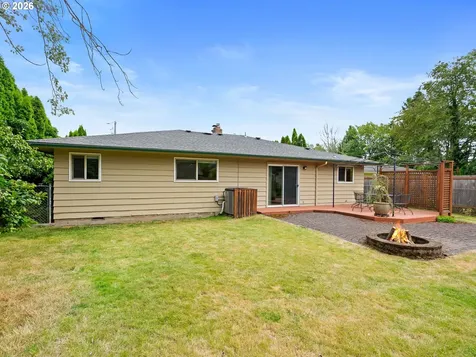 3657 SE 77th Avenue Portland OR 97206