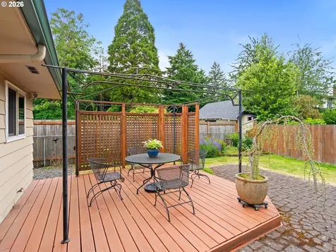 3657 SE 77th Avenue Portland OR 97206