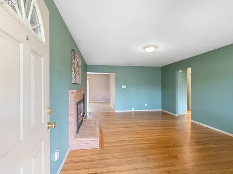 3657 SE 77th Avenue Portland OR 97206