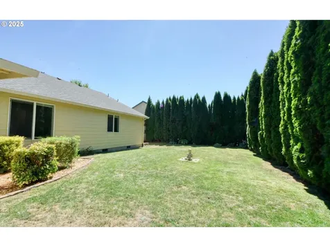 3839 NE Hembree Street Mcminnville OR 97128