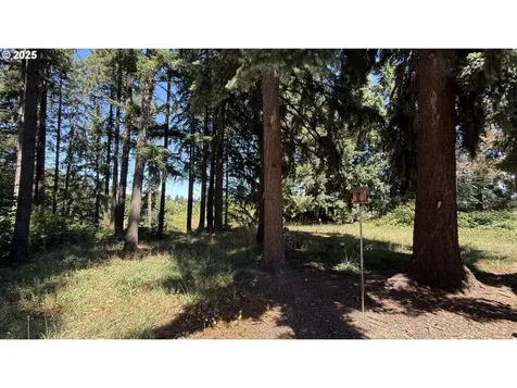 3839 NE Hembree Street Mcminnville OR 97128