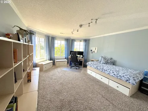 13070 Princeton Court Lake Oswego OR 97035