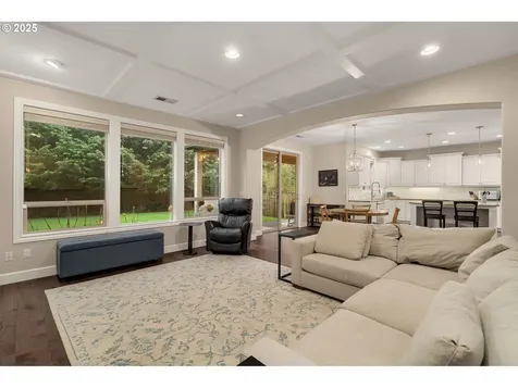 2747 Ridge Lane West Linn OR 97068