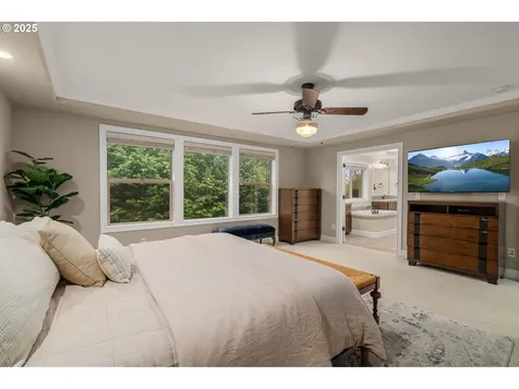 2747 Ridge Lane West Linn OR 97068