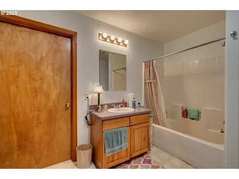 42804 NW 7th Court Woodland WA 98674