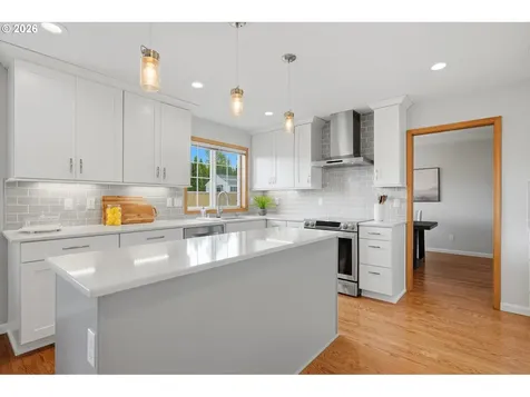 2350 NW 26th Avenue Camas WA 98607