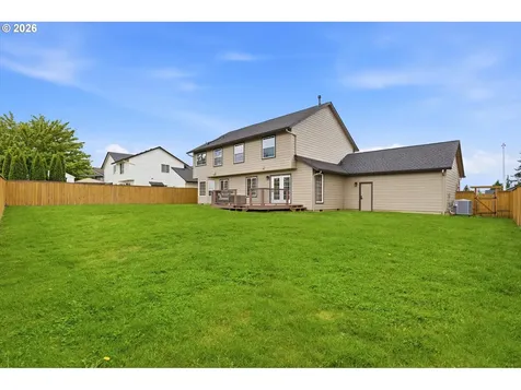 2350 NW 26th Avenue Camas WA 98607