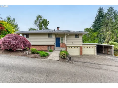7040 SW 2nd Avenue Portland OR 97219