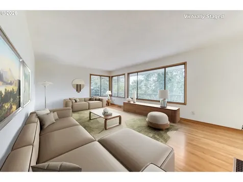 7040 SW 2nd Avenue Portland OR 97219