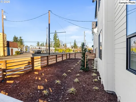 2890 NE 61st Avenue Portland OR 97213