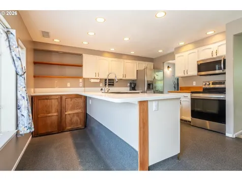 1750 Lincoln Road Coos Bay OR 97420
