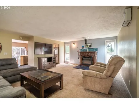 1750 Lincoln Road Coos Bay OR 97420