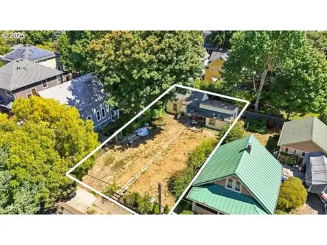 3806 NE 11th Avenue Portland OR 97212