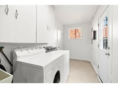 12140 SW Faircrest Street Portland OR 97225