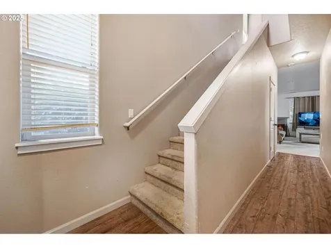 943 NE 172nd Avenue Portland OR 97230