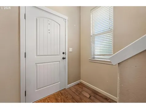 943 NE 172nd Avenue Portland OR 97230